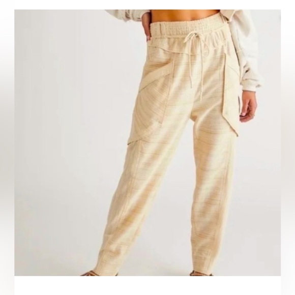 FREE PEOPLE Sweet Escape Drawstring Pant in Cream Size S - Picture 12 of 12
